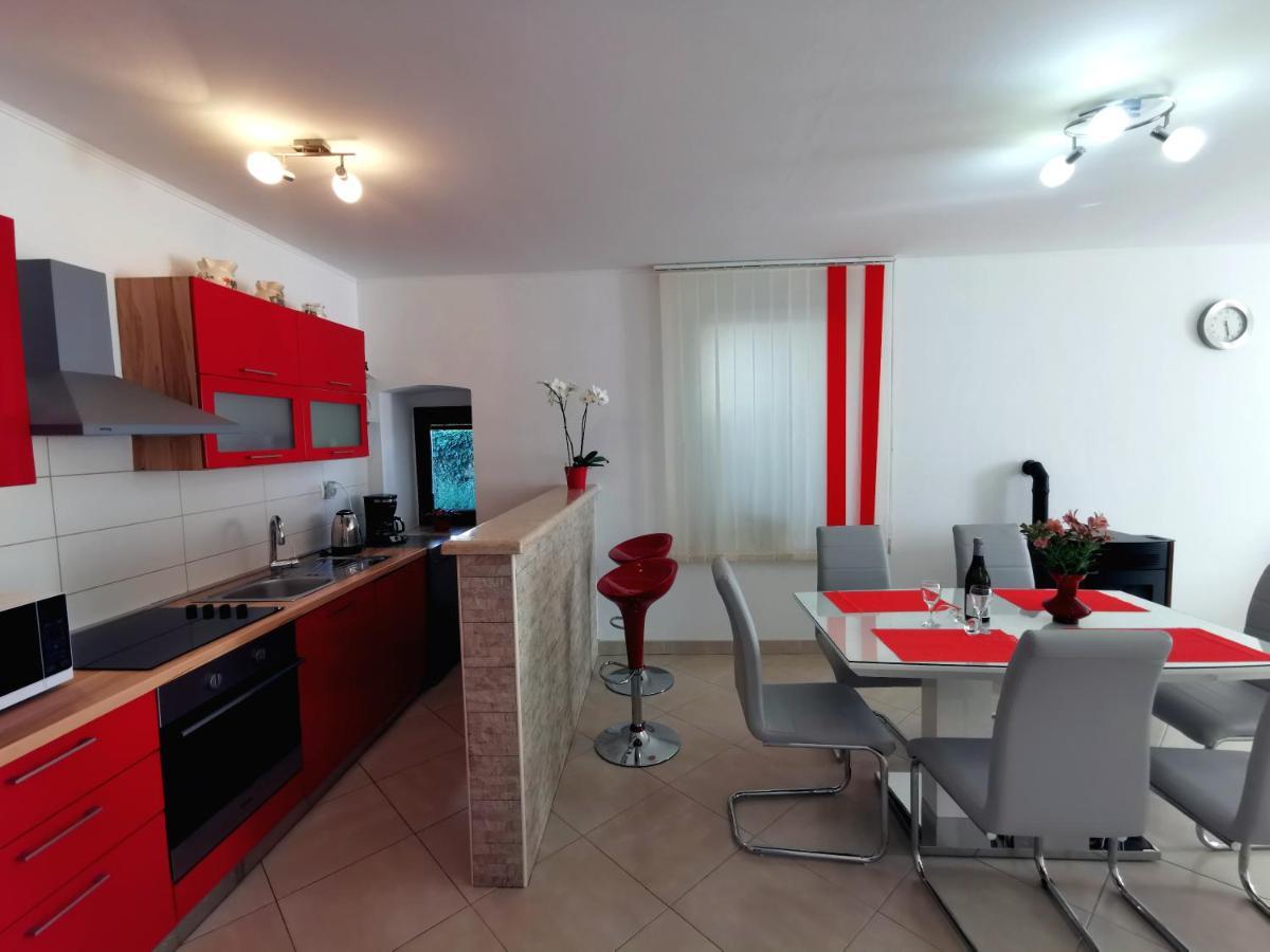 Parun Appartement Pula Buitenkant foto